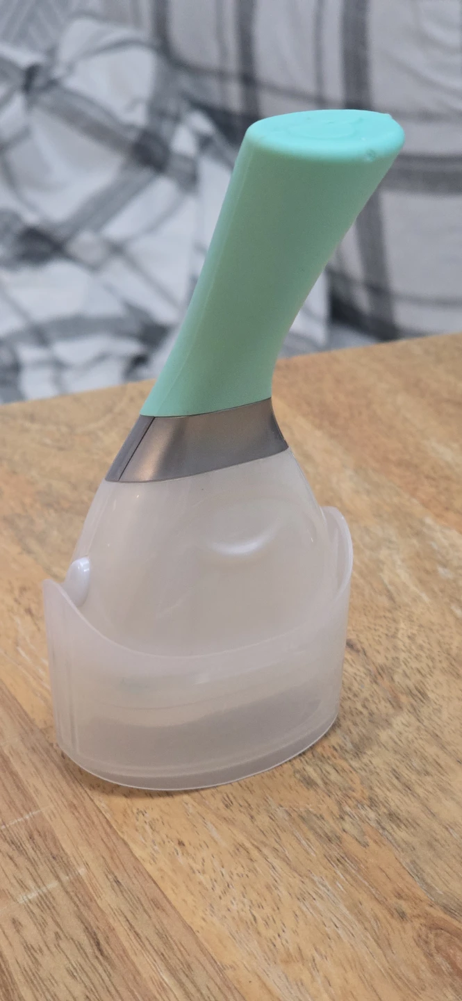 Schick Intuition Sensitive Care Razor - photo 2