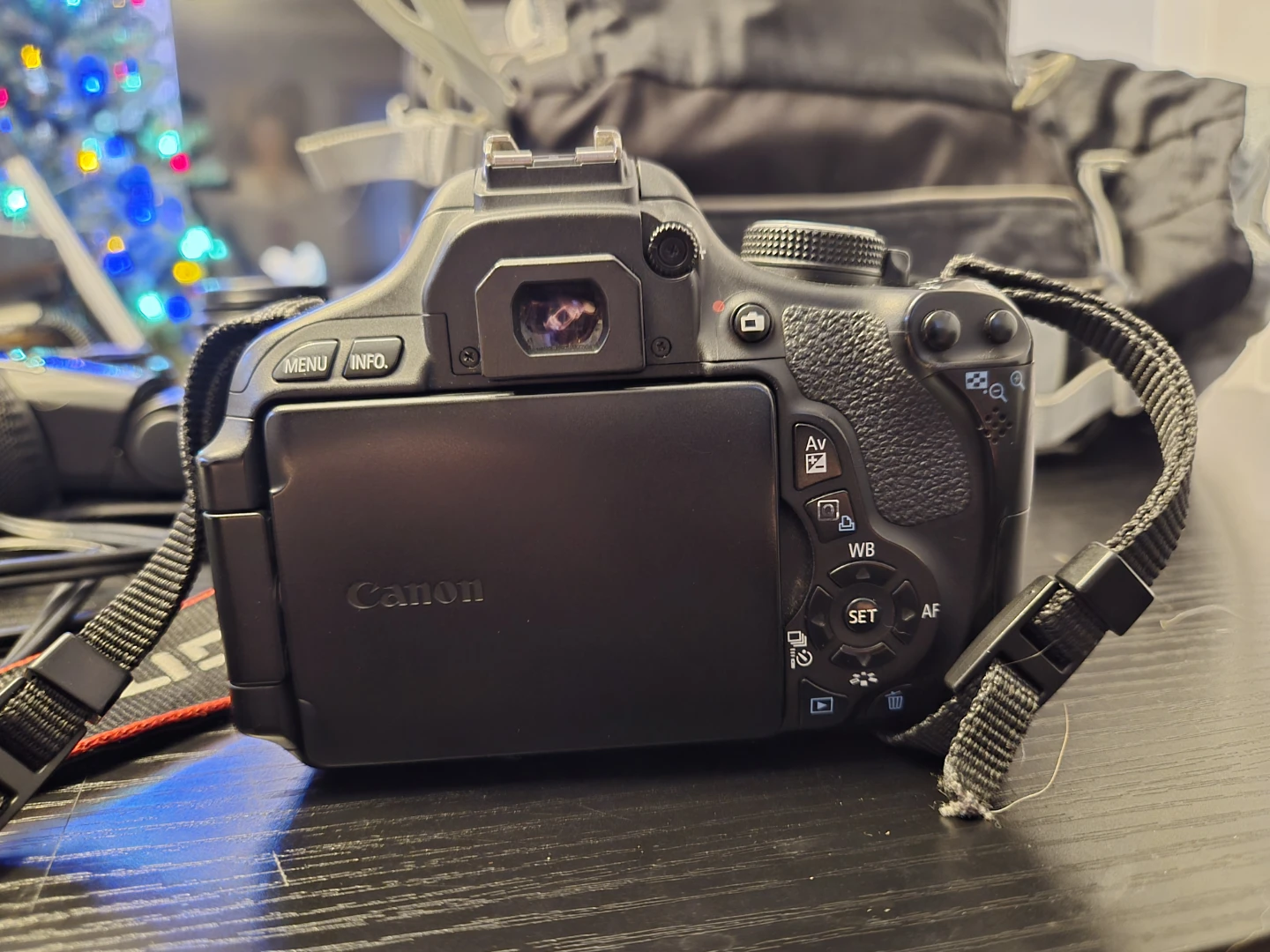 Canon Camera 3-Lens Starter Kit - photo 2