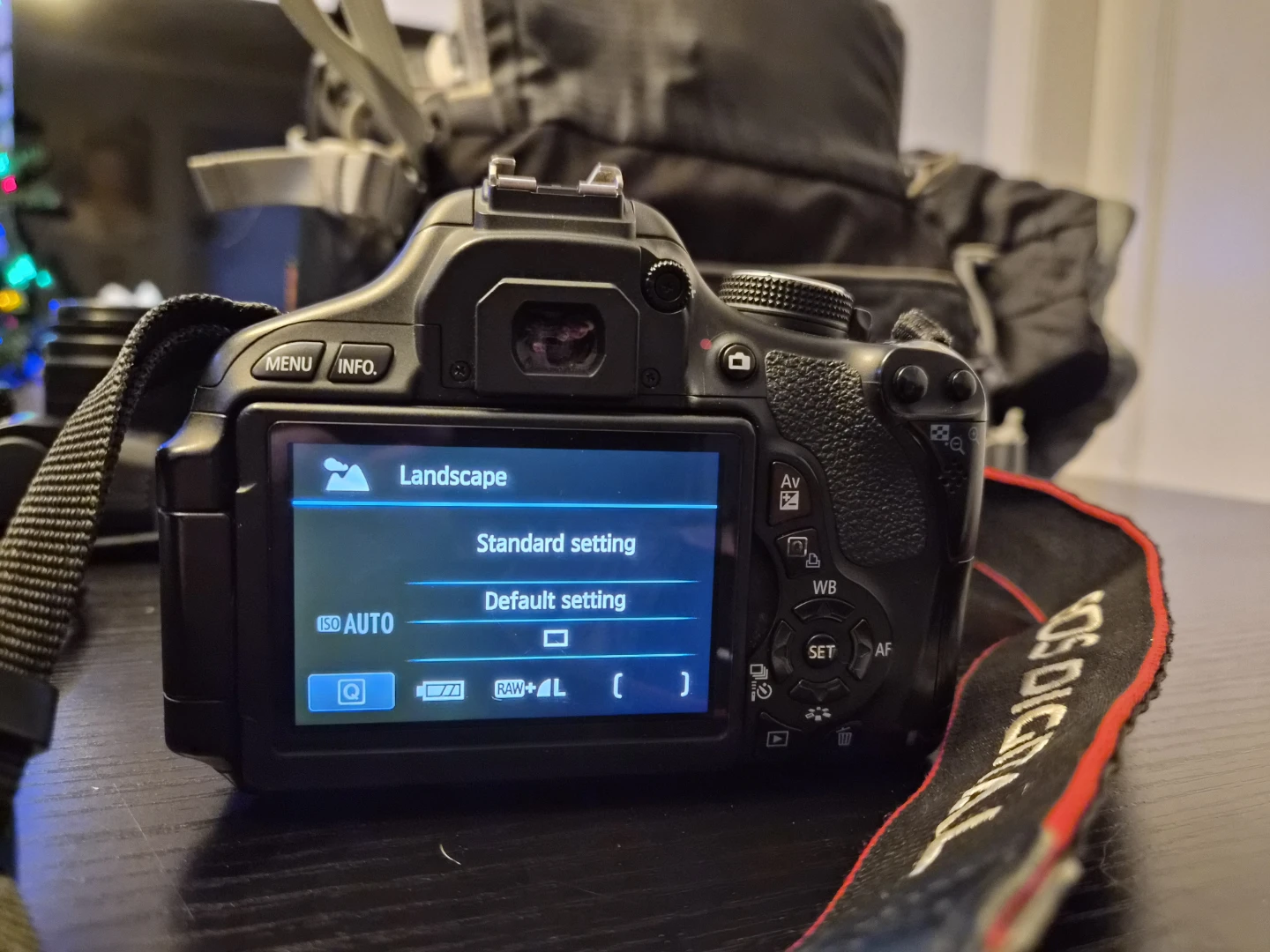 Canon Camera 3-Lens Starter Kit - photo 3