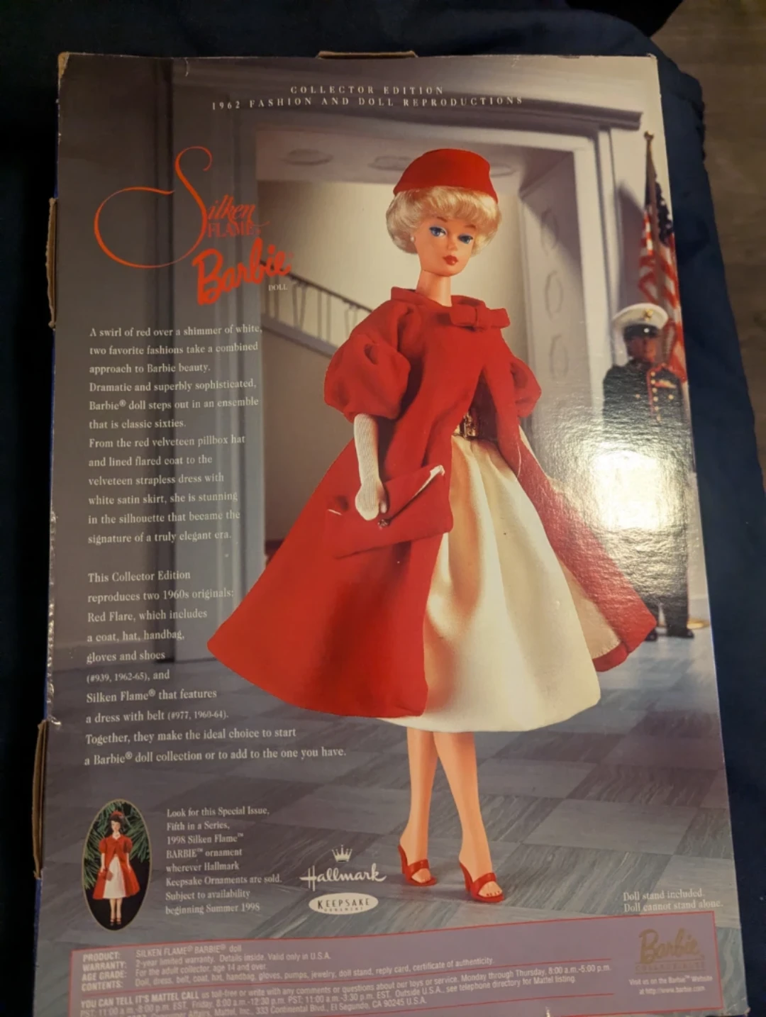 1998 Collector Edition Barbie Silken Flame Doll - photo 3