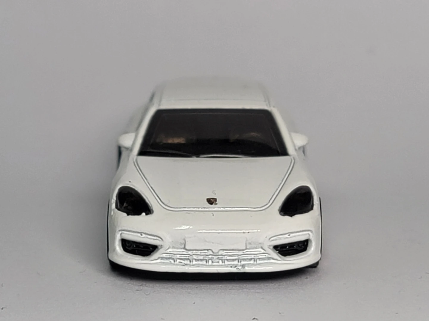 Hot Wheels Porsche Panamera Turbo S - photo 2