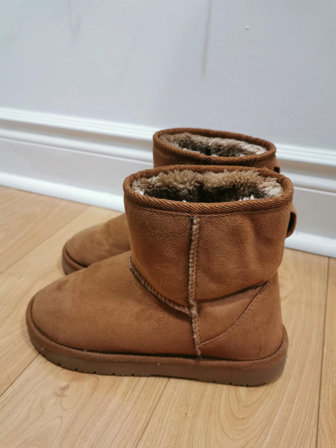 Brown Winter Boots, Size 6 - photo 2