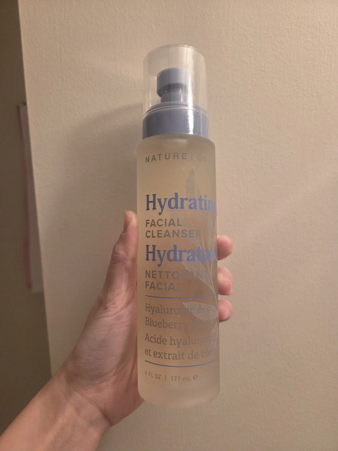 Nature Love Hydrating Facial Cleanser with Hyaluronic Acid