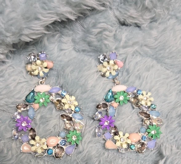Floral Rhinestone Drop Earrings
