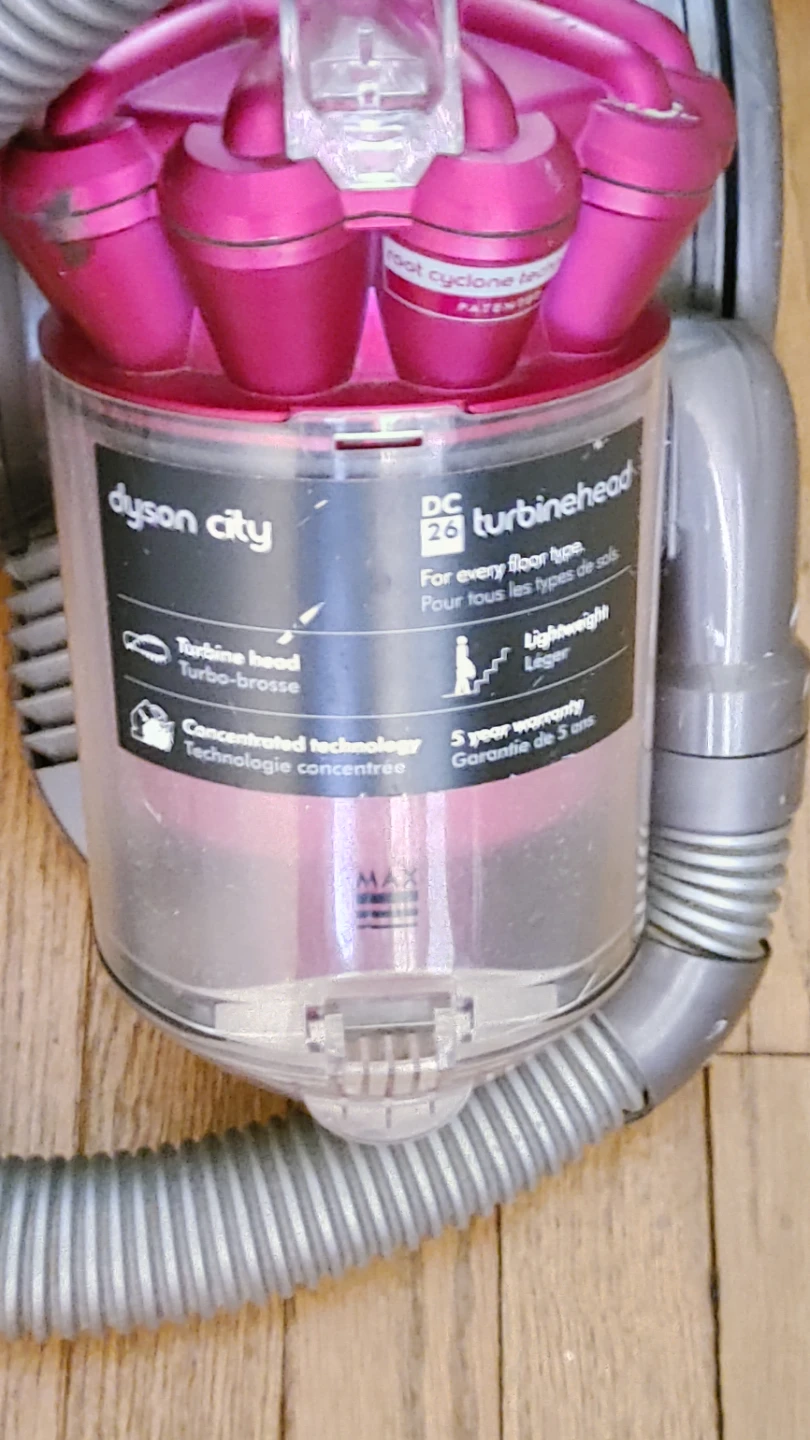 Dyson City DC26 Turbinehead Vacuum - photo 4