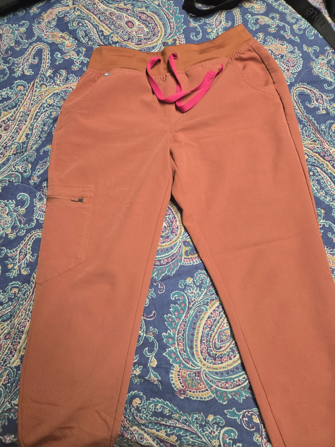 FIGS Scrub Top and Pants Set - Burnt Orange - photo 2