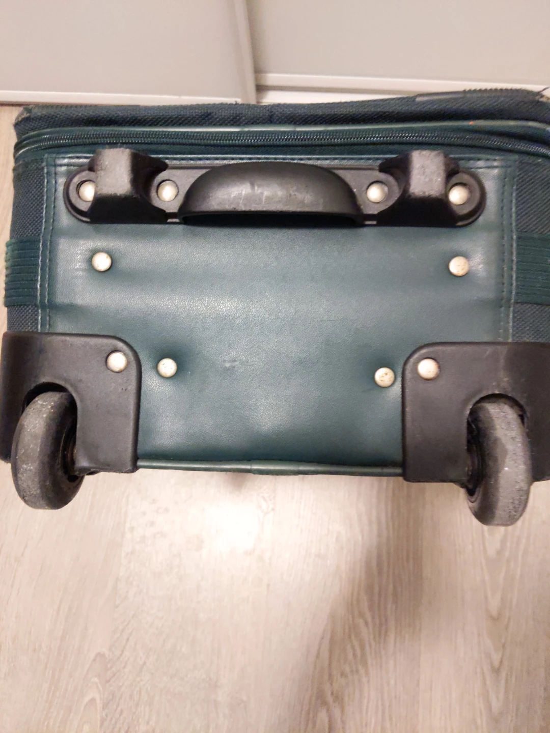 American Tourister Carry-On Suitcase - photo 2
