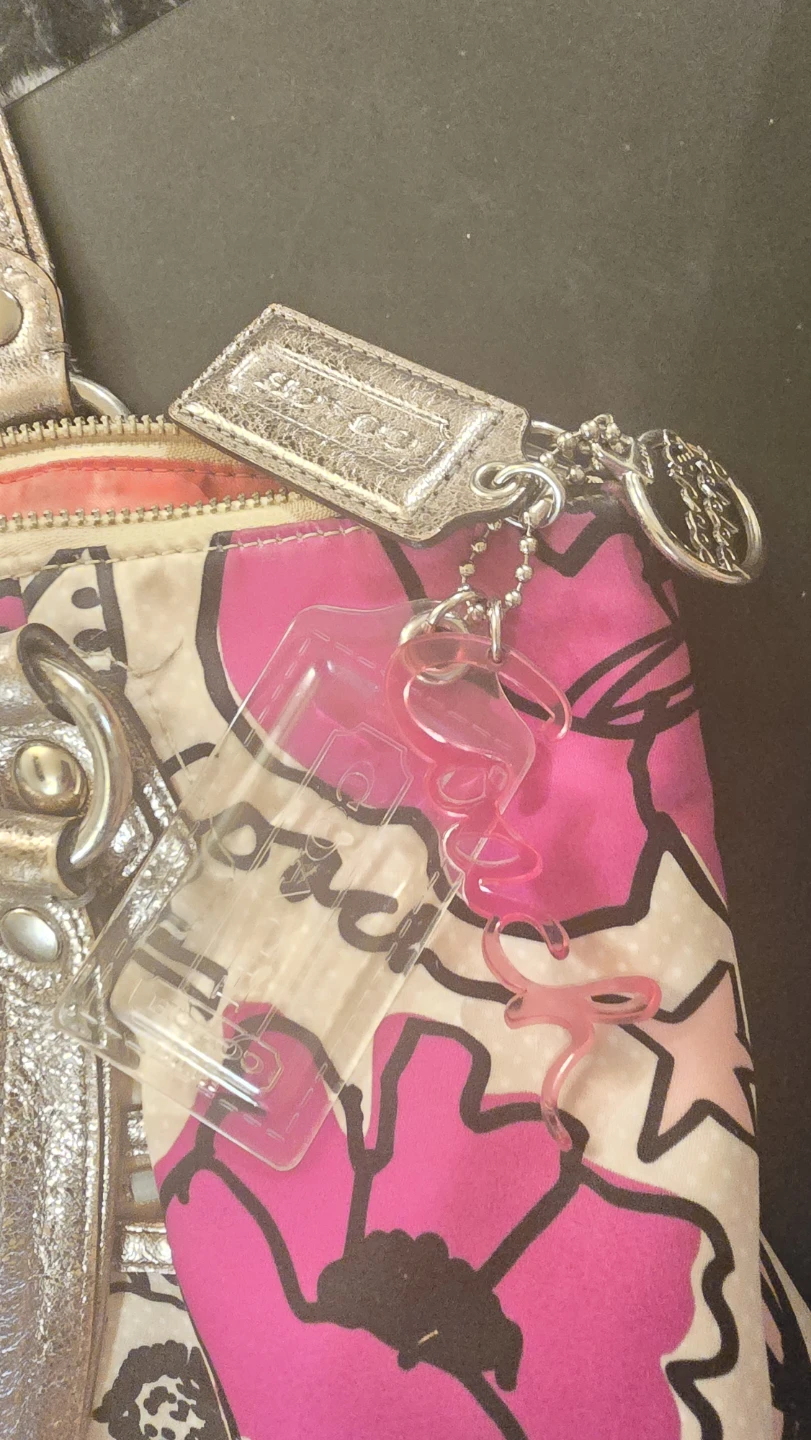 Coach Poppy Graffiti Print Tote Bag - photo 4