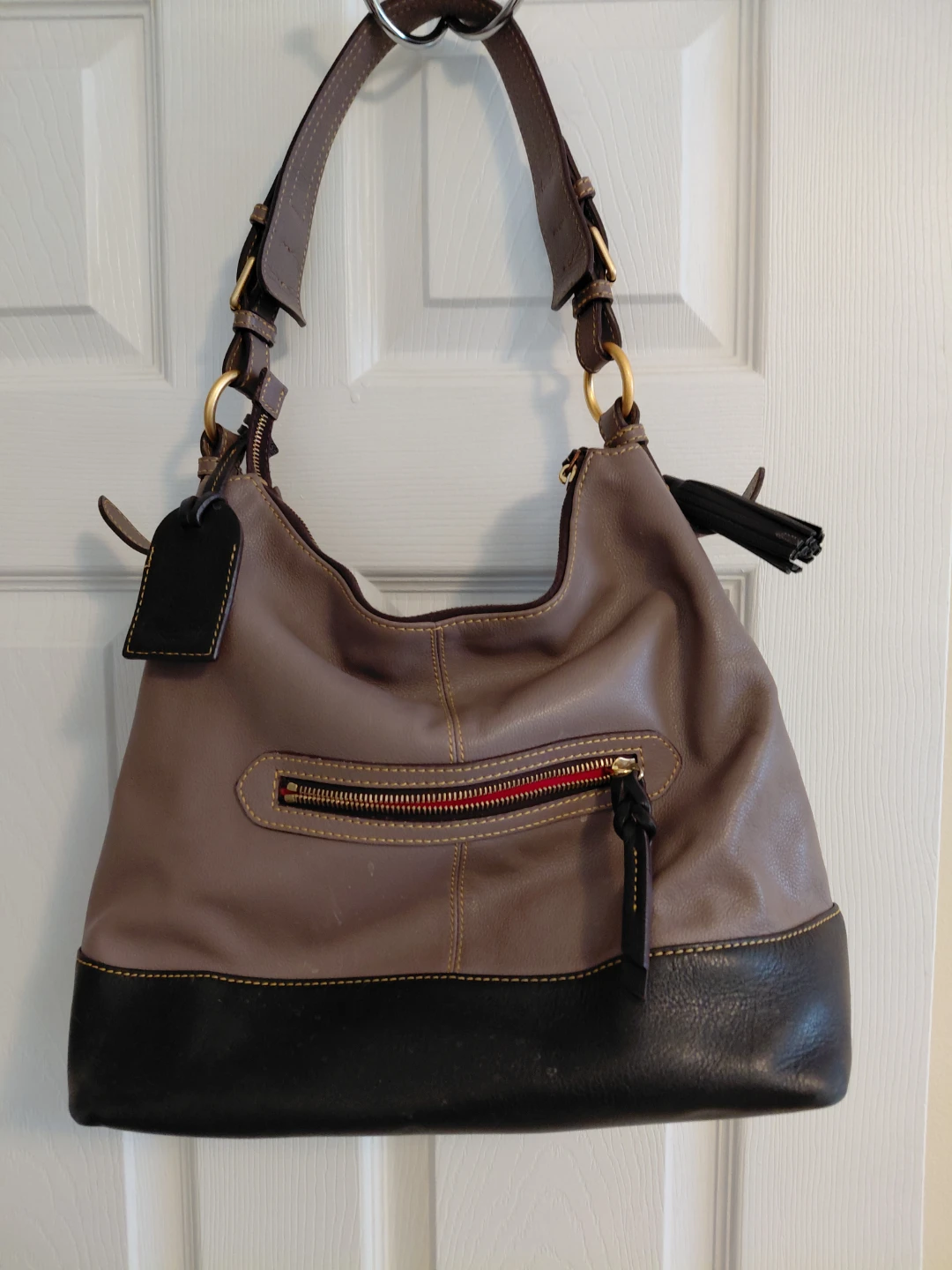 Dooney & Bourke Leather Shoulder Bag - photo 2
