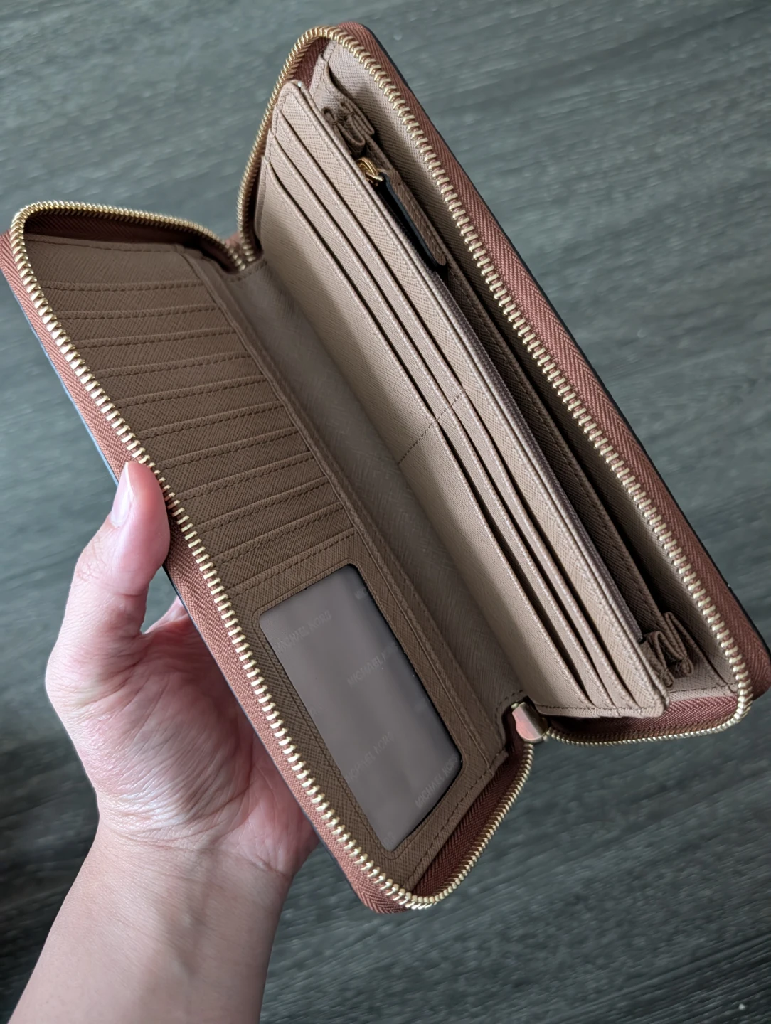 Michael Kors Wristlet Wallet - photo 2