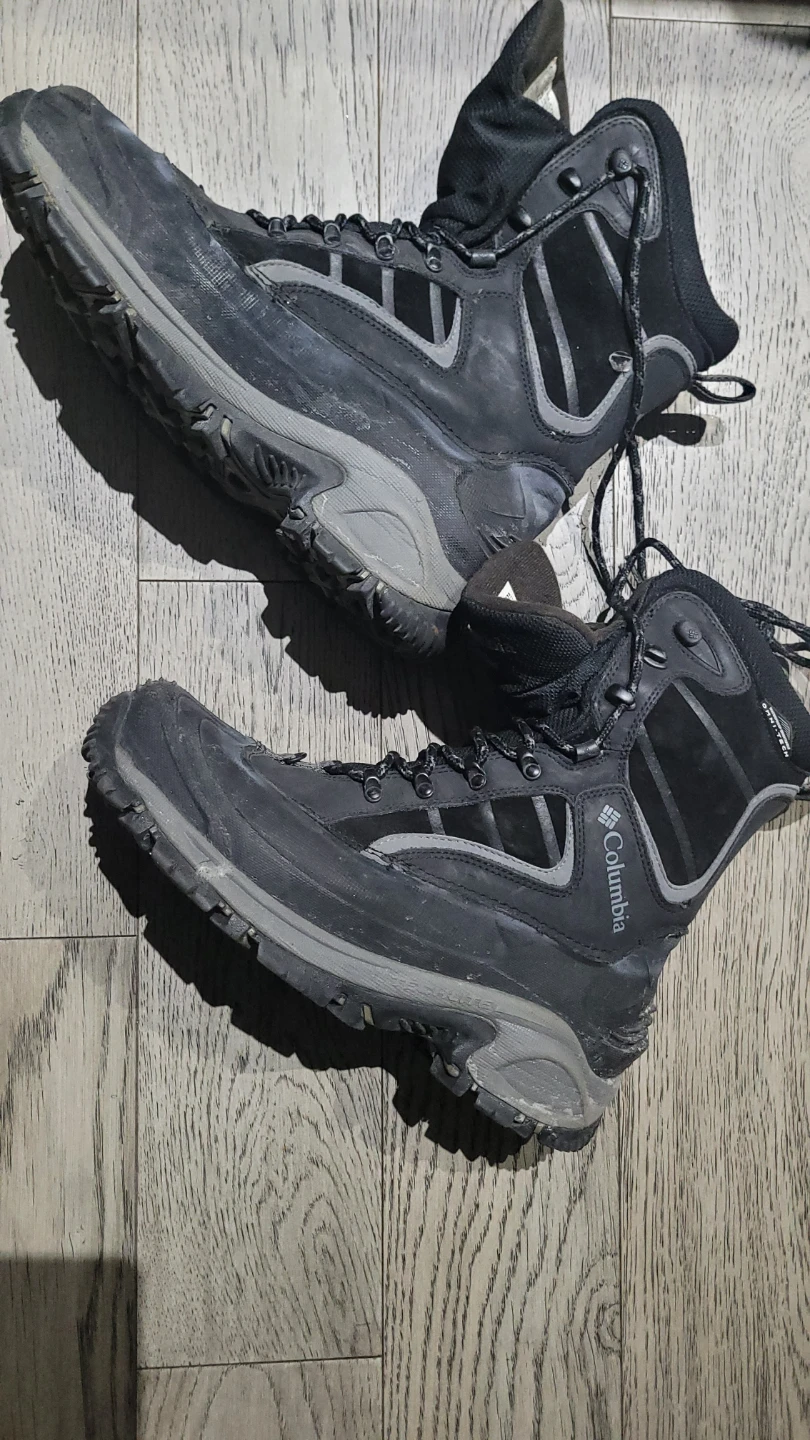 Columbia Men's Hiking Boots - photo 2
