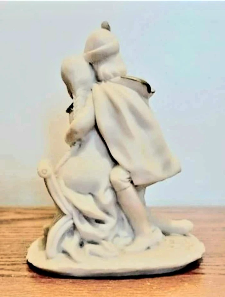 Signed Miriam Handmade Romeo and Juliet Sculpture - photo 4