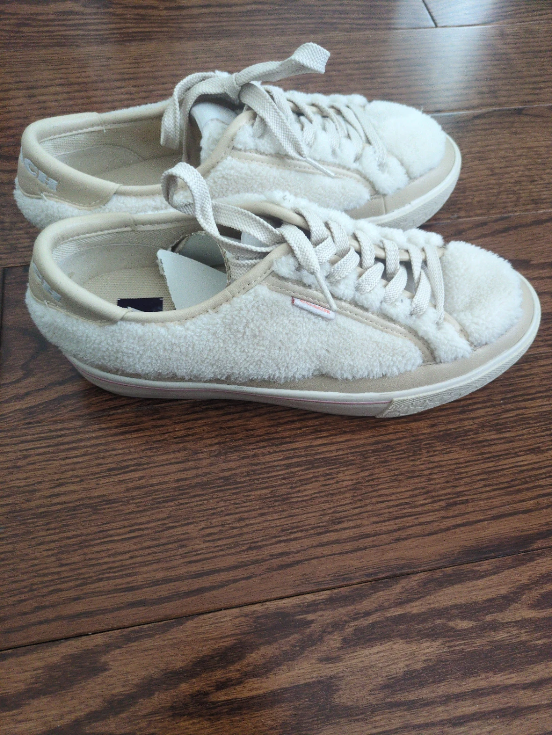 Coach Cream Teddy Sneakers Size 7 - photo 2