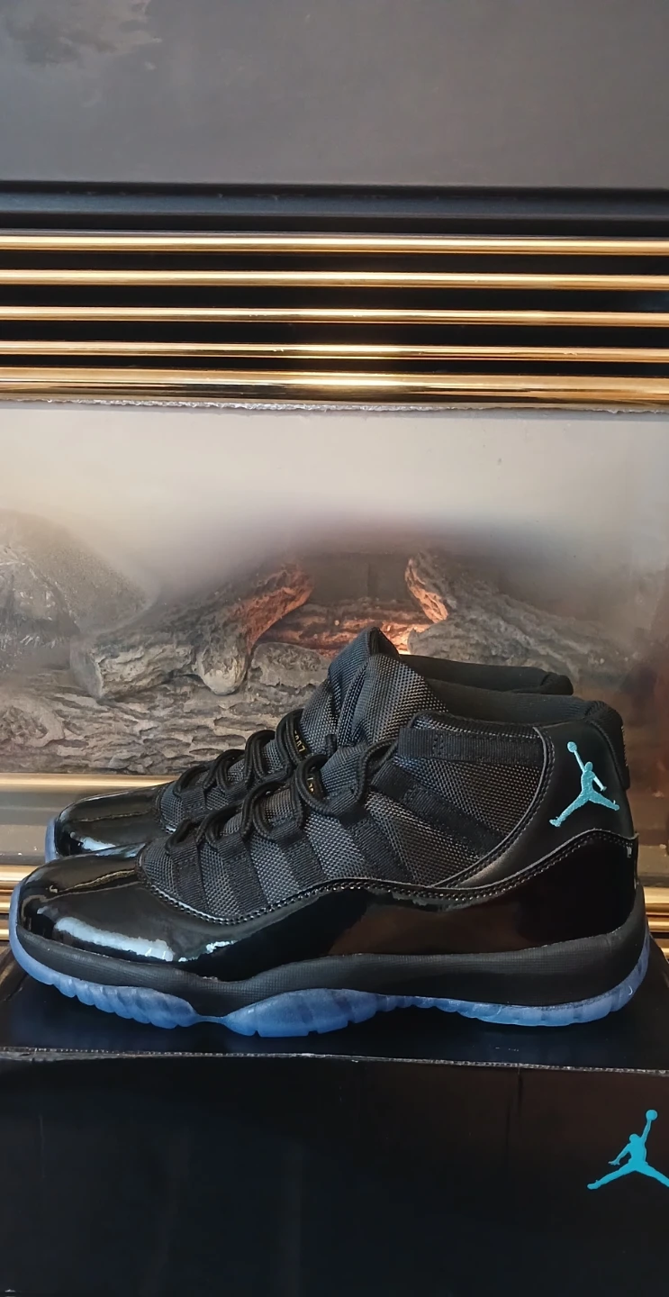 Air Jordan 11 gamma blue size 9.5 and 11. - photo 2