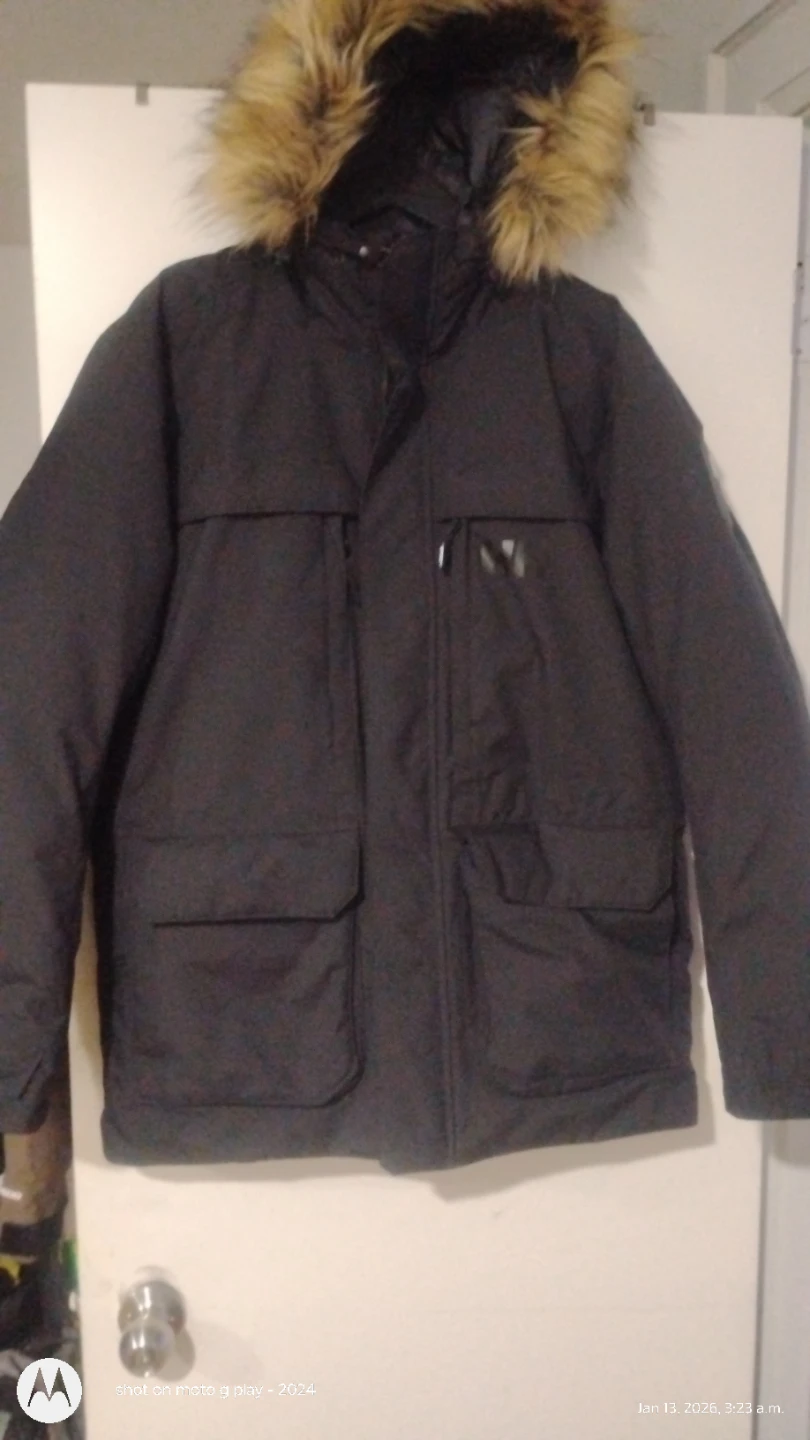 Helly Hansen Winter Jacket - Size M - photo 3