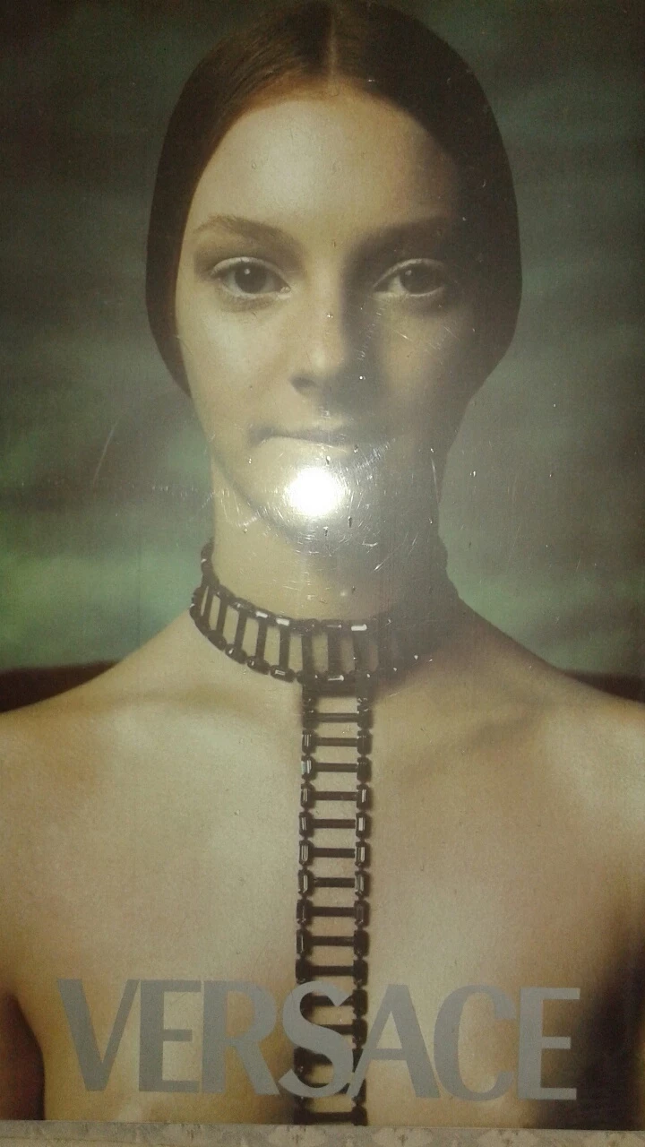 90's Gianni Versace, Armani...over 50 collectible Catalogs - photo 3