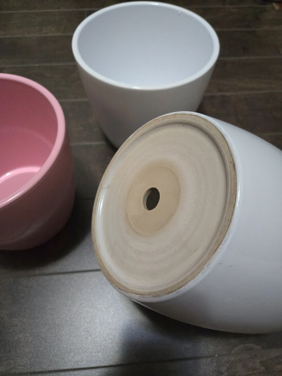 Three 6" Plant Pots - photo 3