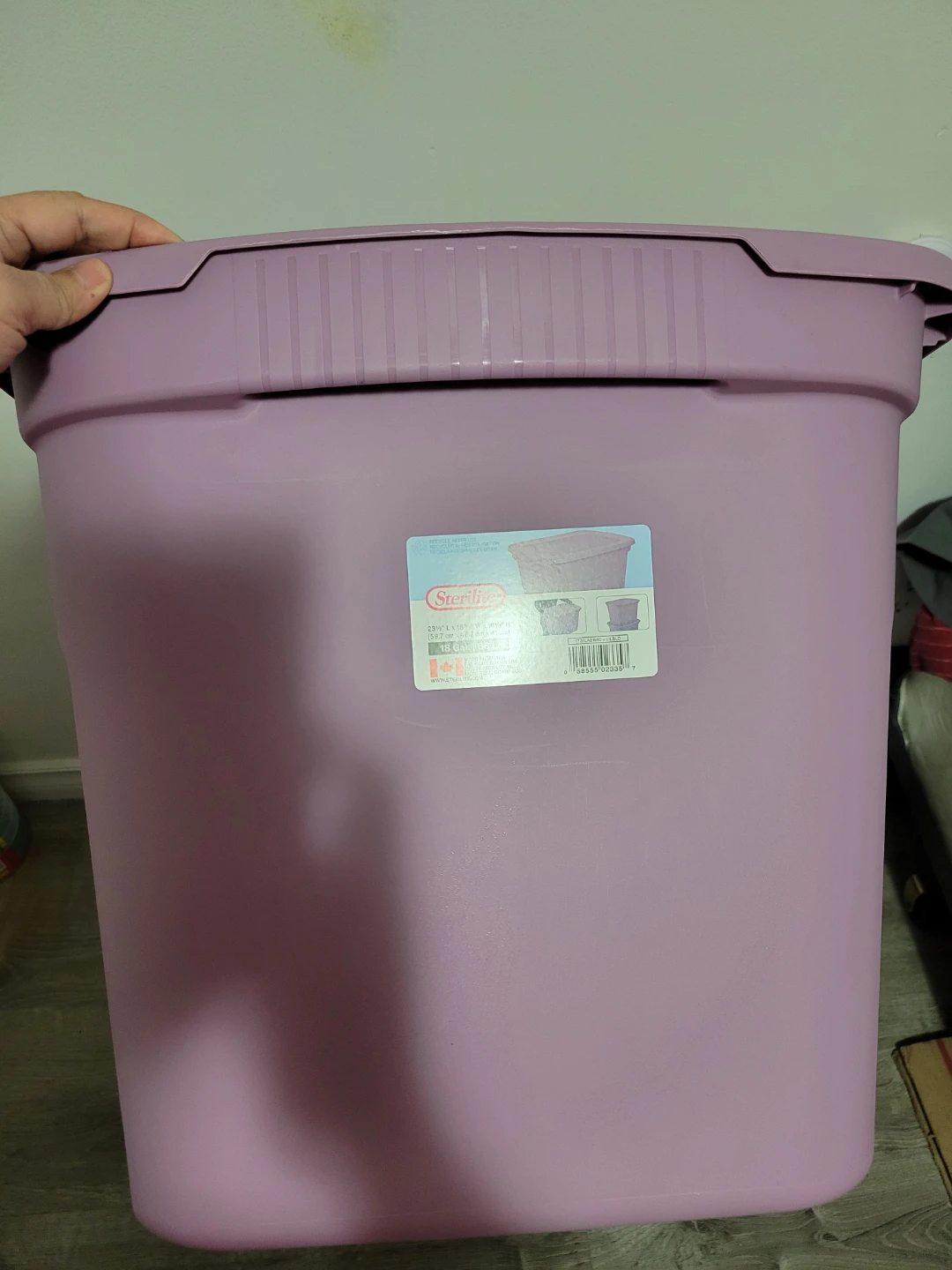 Sterilite 18-Gallon Storage Bin – Lilac, Like New - photo 4