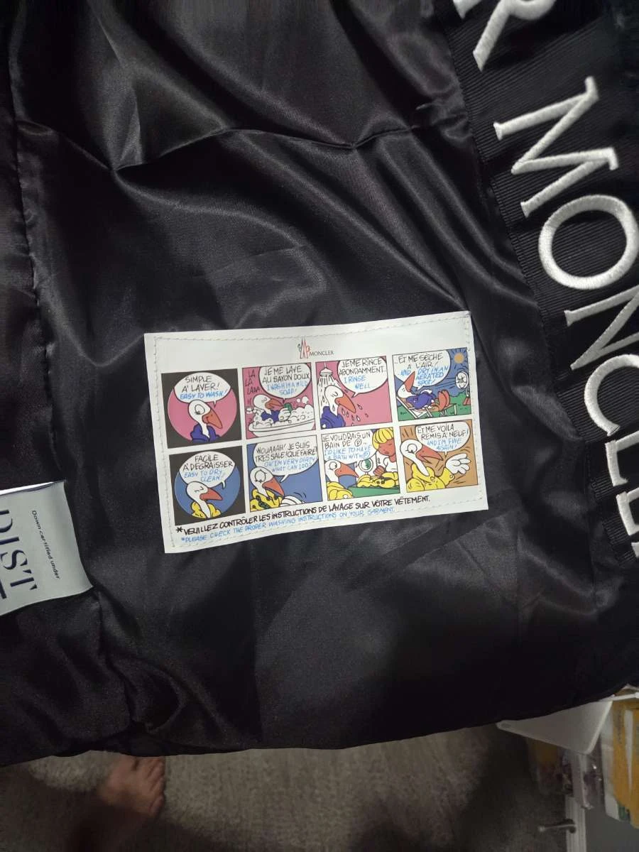 Moncler Puffer Jacket M Black - photo 4