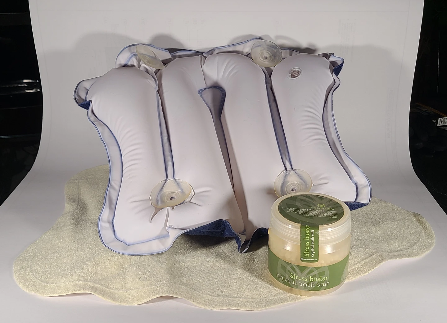 Bath Cushions with Bath Salts - photo 2
