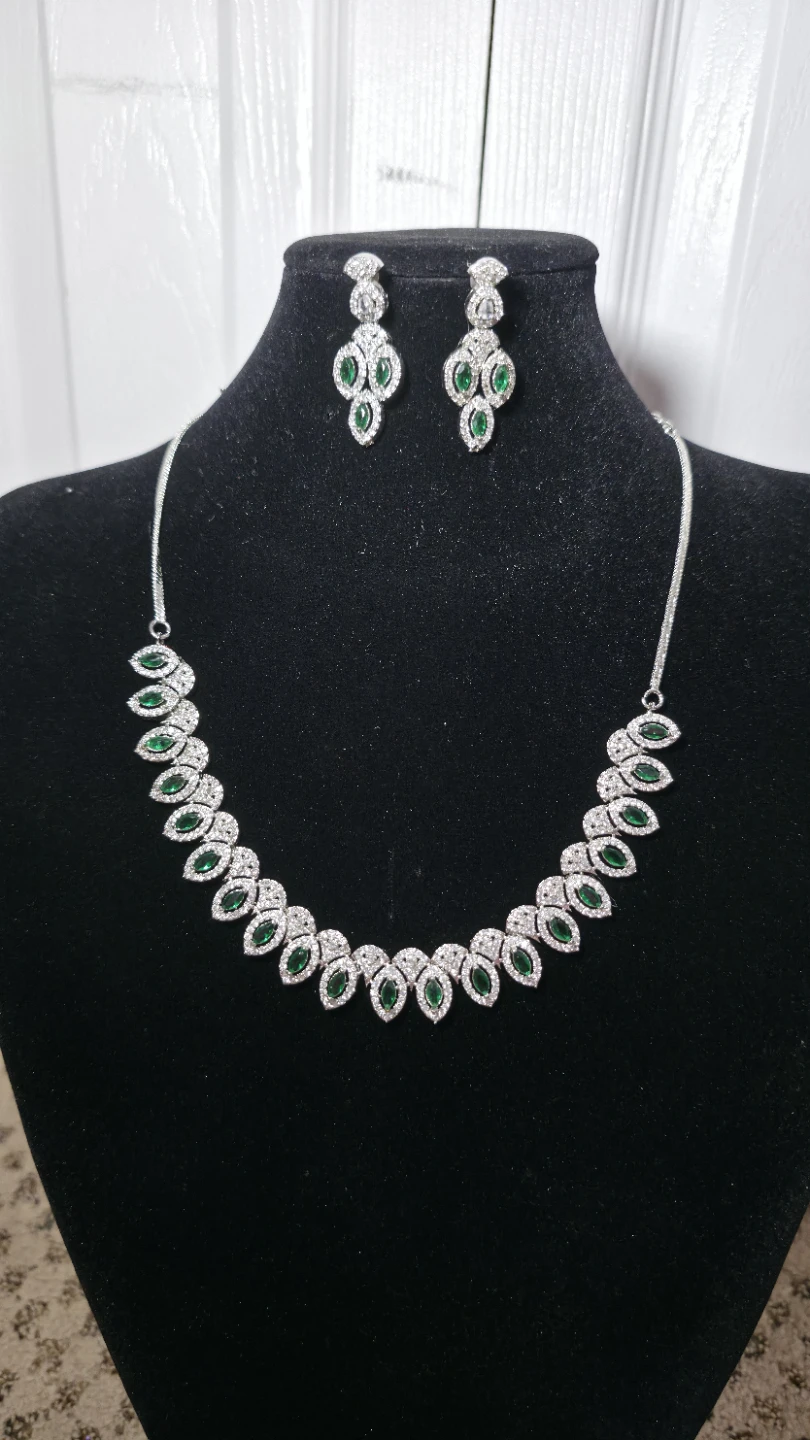 Green & Silver Necklace and Earring Set