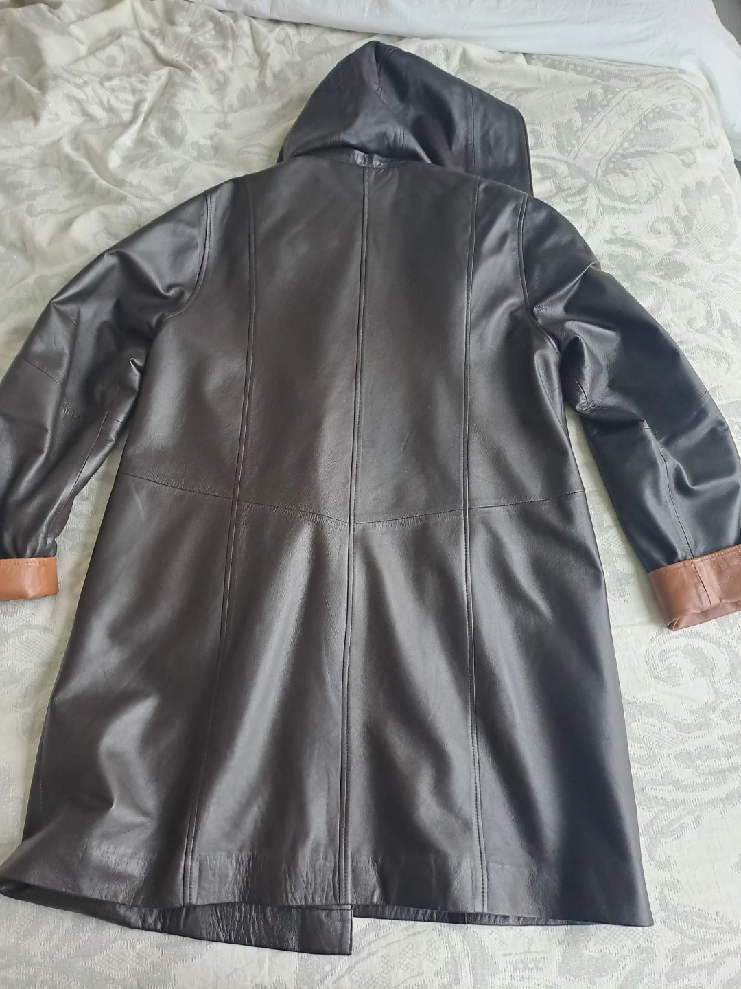 Women's Genuine Leather Jacket (Like New) - photo 2