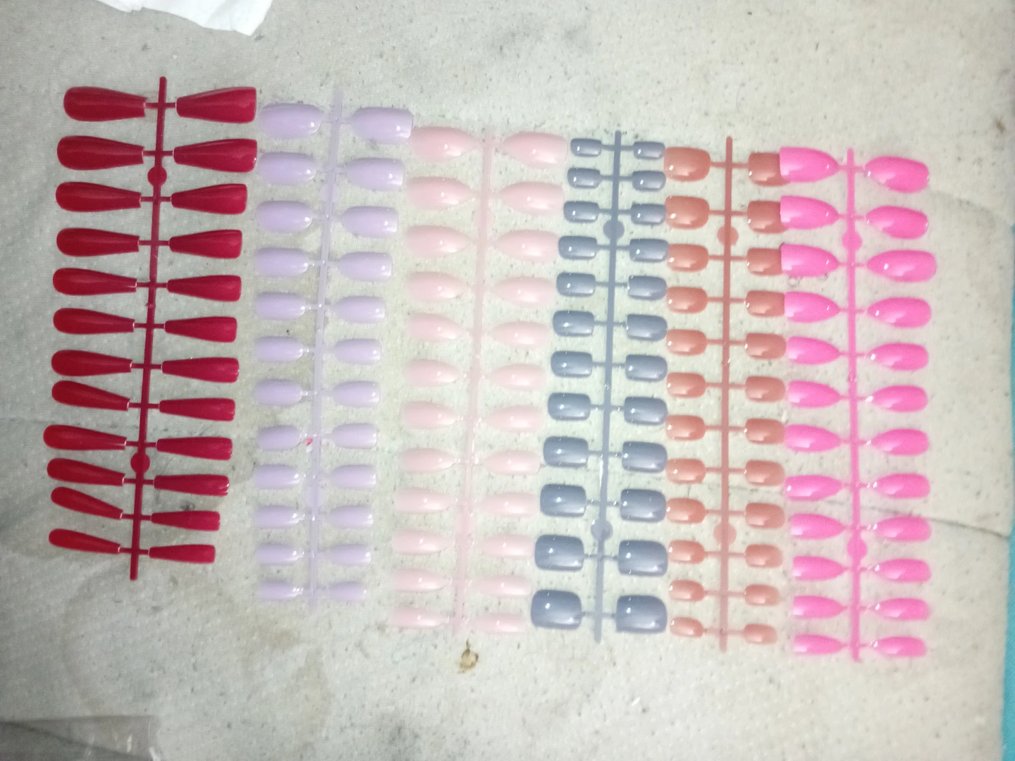 Press-On Nails Set