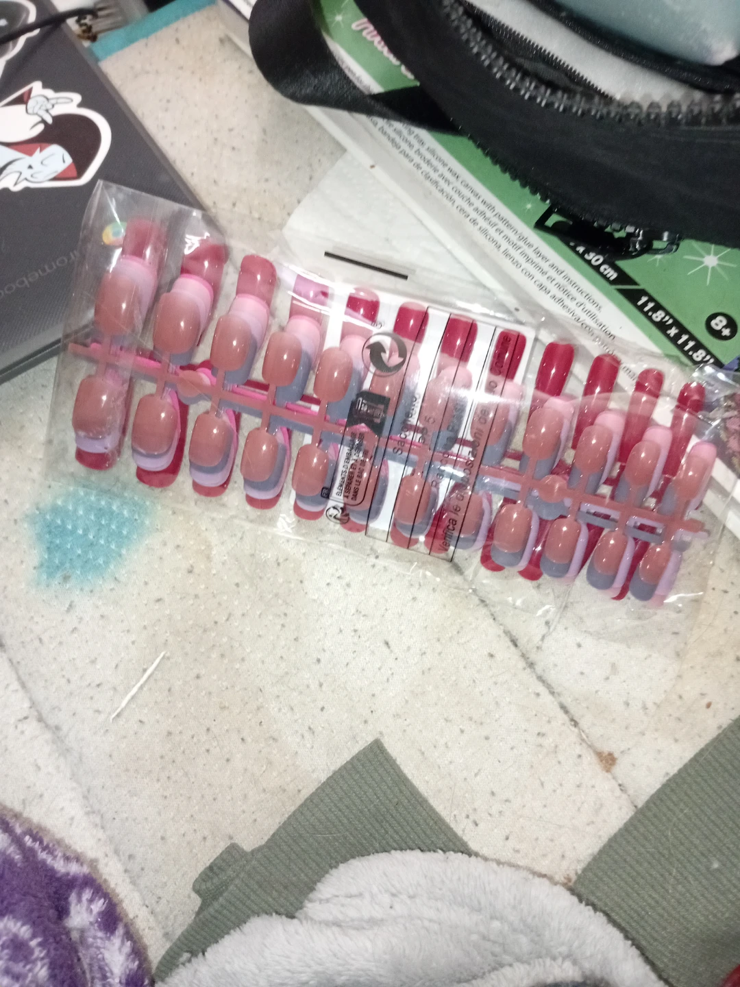 Press-On Nails Set - photo 3