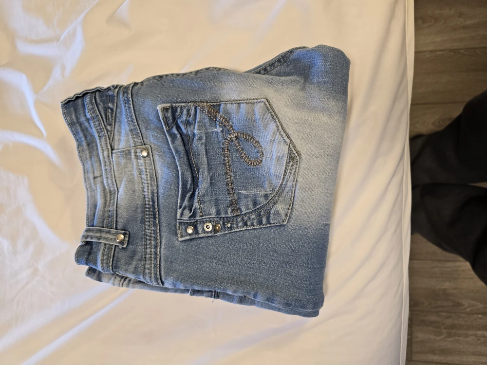 Parisian Bizza Ripped Jeans Size 7/8 - photo 3