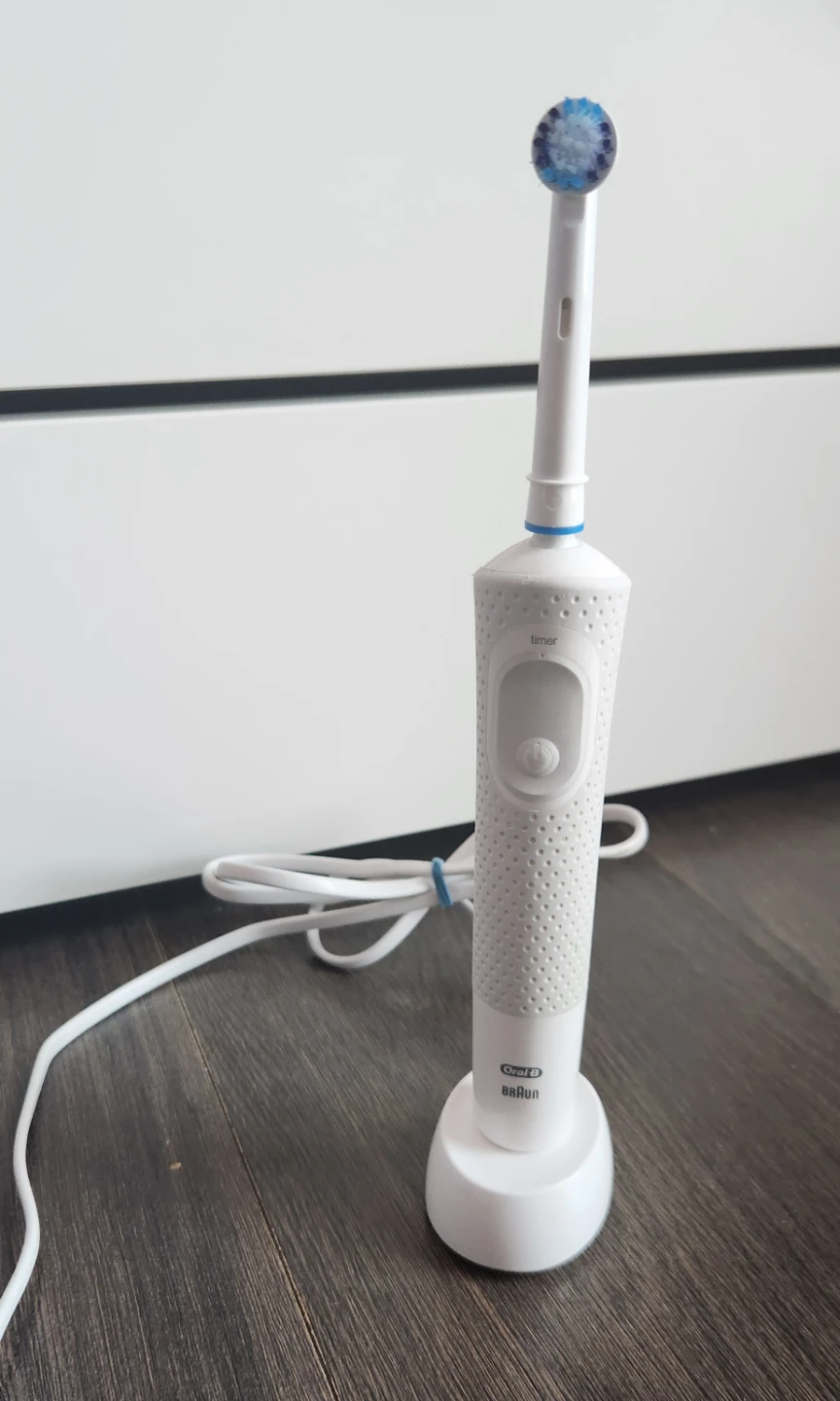 Oral-B Braun Electric Toothbrush🥕