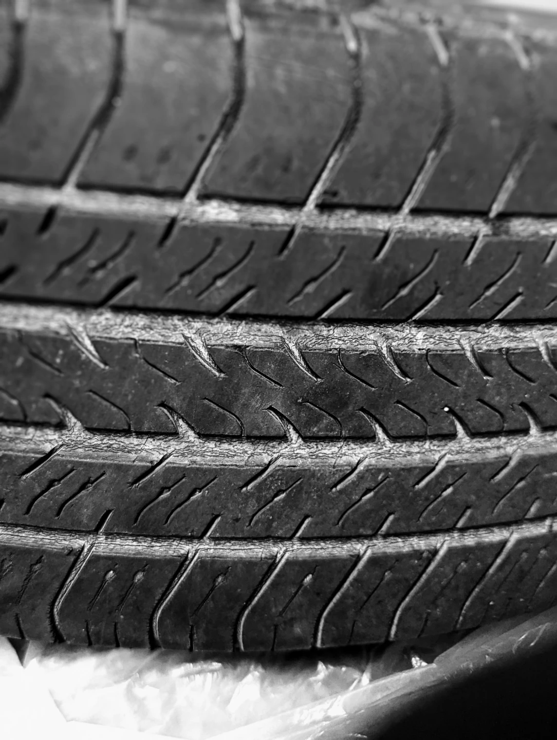 Michelin 185/65R15 Winter Tire - photo 2