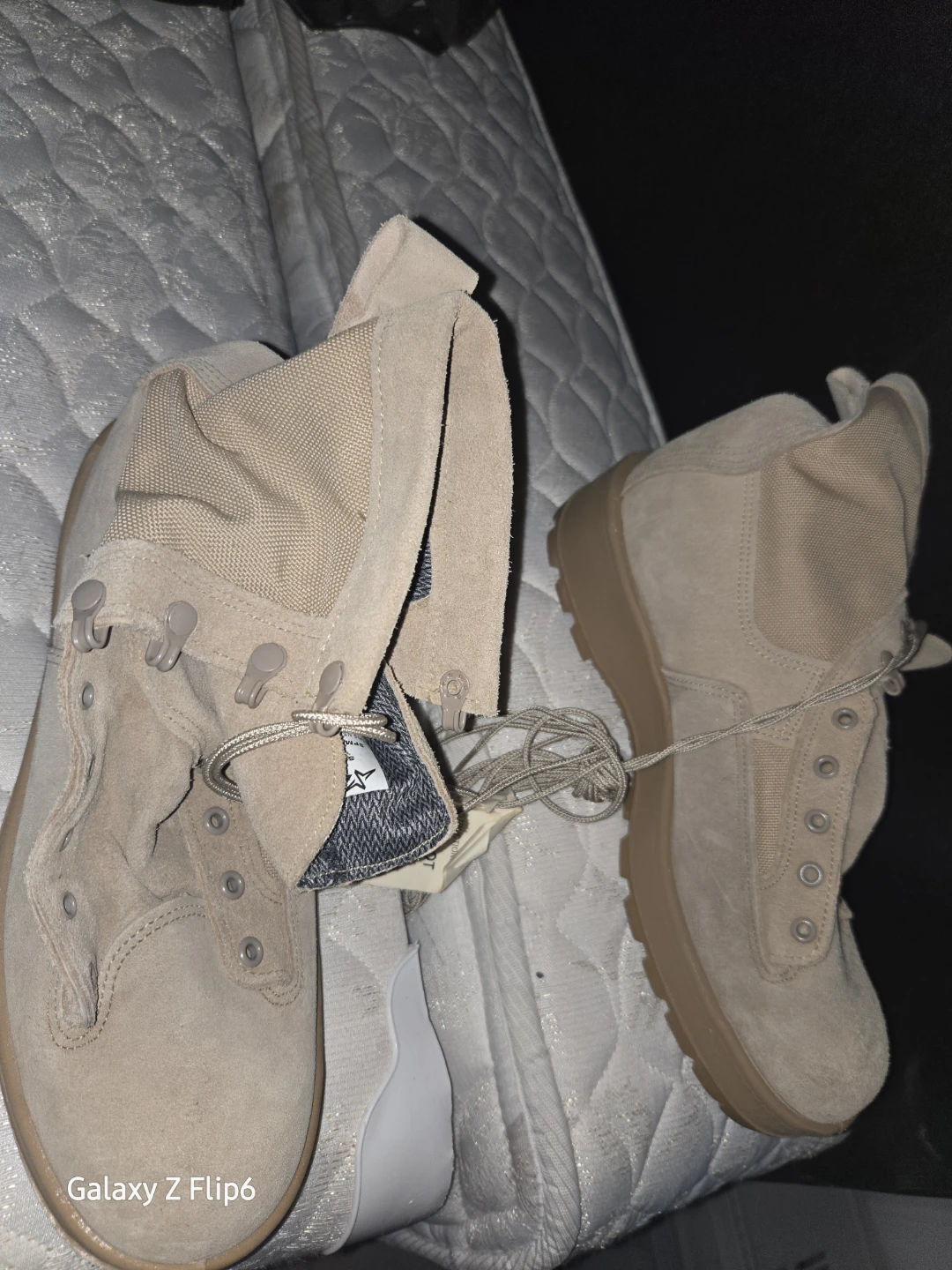 Wellco Tan Suede Combat Boots - Size 11.0 R - photo 2