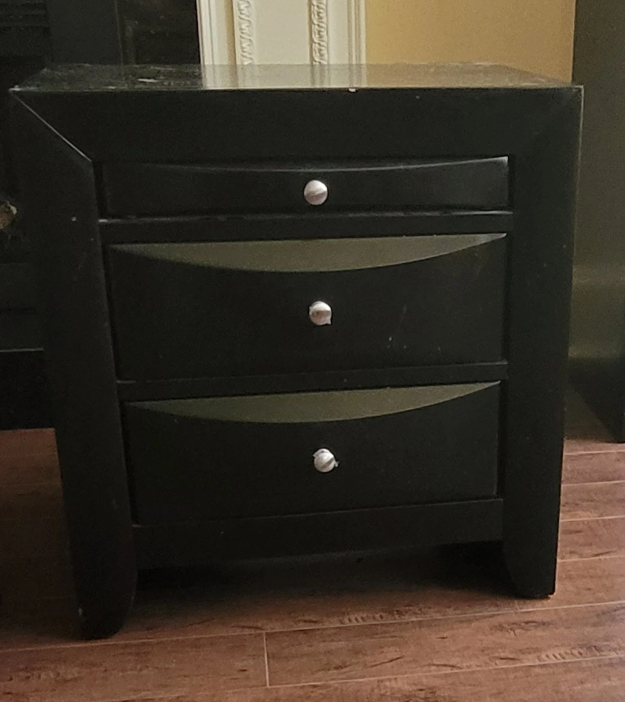 Black Bedroom Set - Dresser, Nightstands, Chest, Bedframe - photo 3