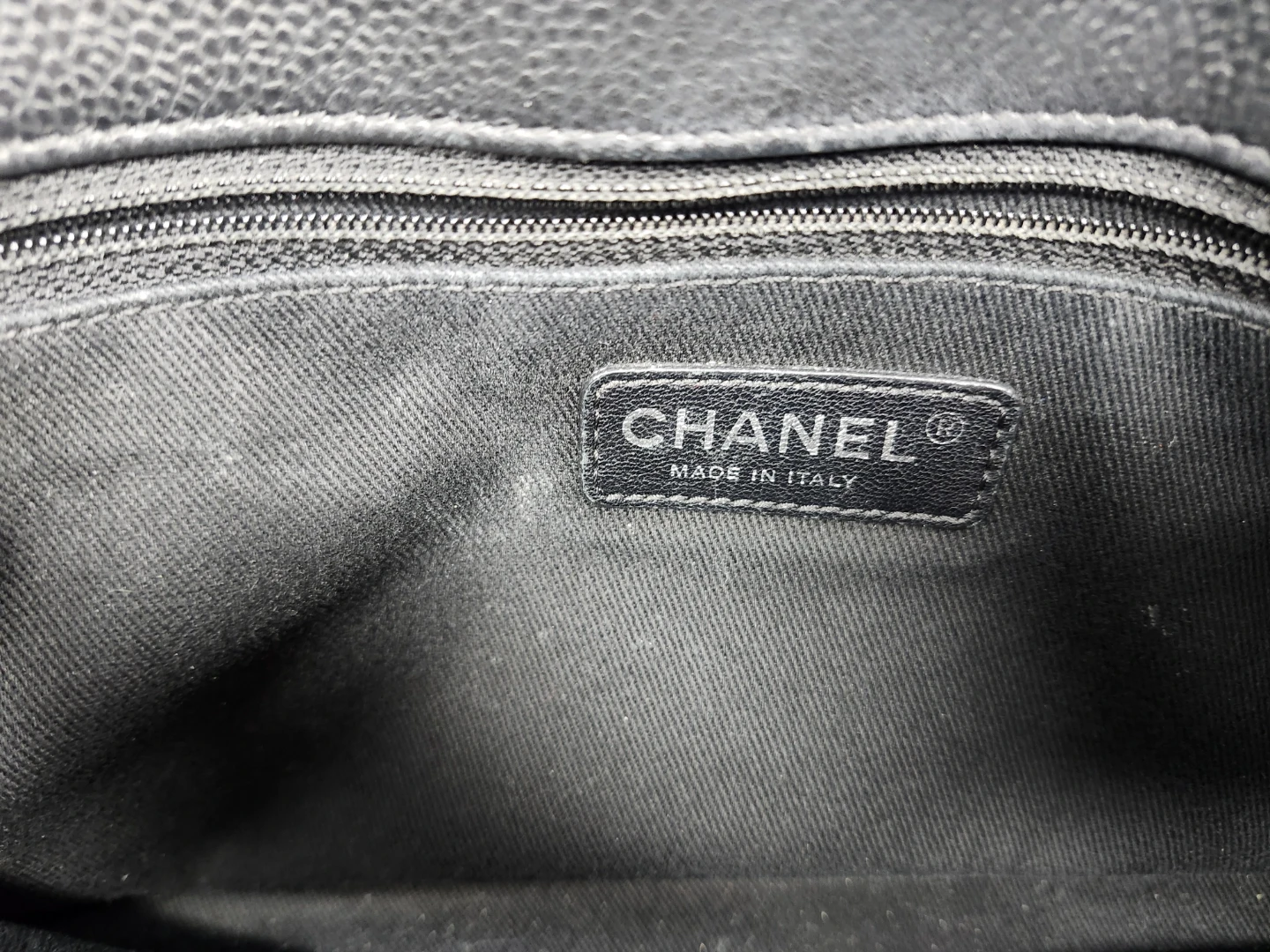Chanel Black Leather Handbag & Wallet - photo 3