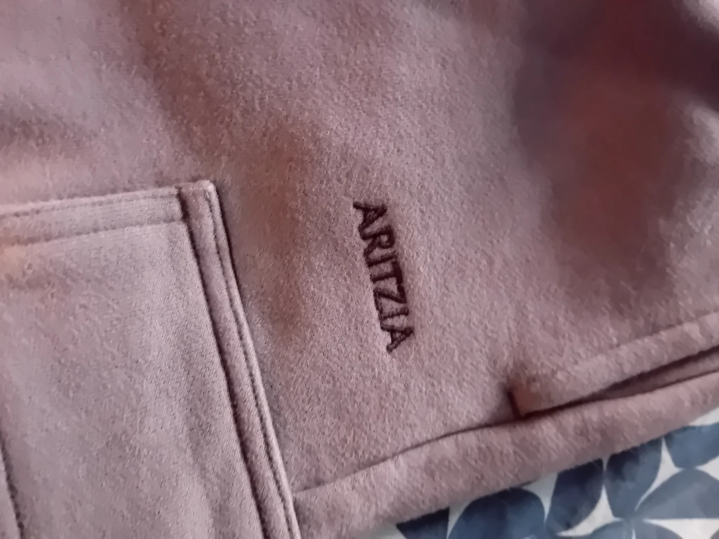 UNUSED Aritzia Cargo Sweatpants Blue