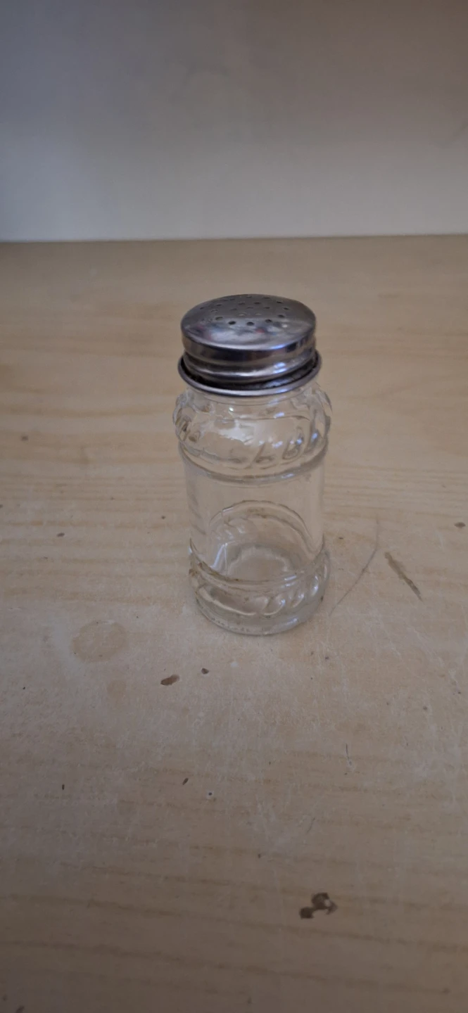 Vintage Glass Salt Shaker🥕