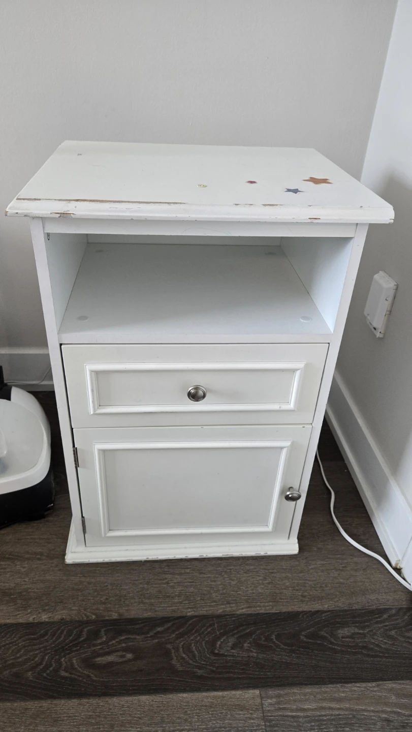 White Bedside Table with Drawer - photo 2