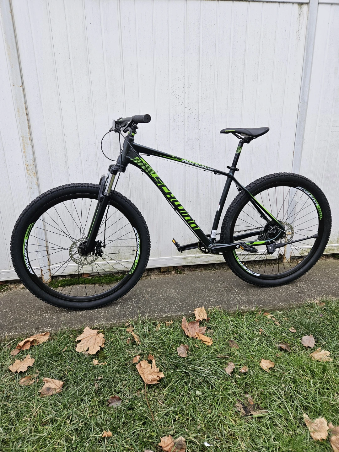 Schwinn 29er Mountain Bike