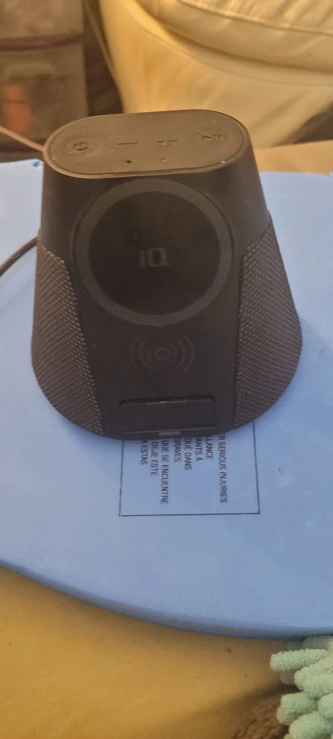 iQ Speaker with Wireless Charging - Model IQWHS1 - photo 3