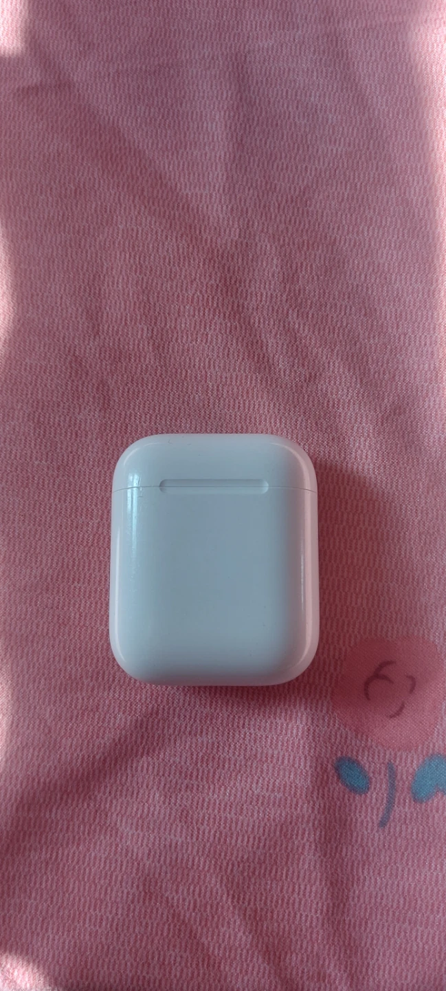Apple AirPods(1st gen) right only with case