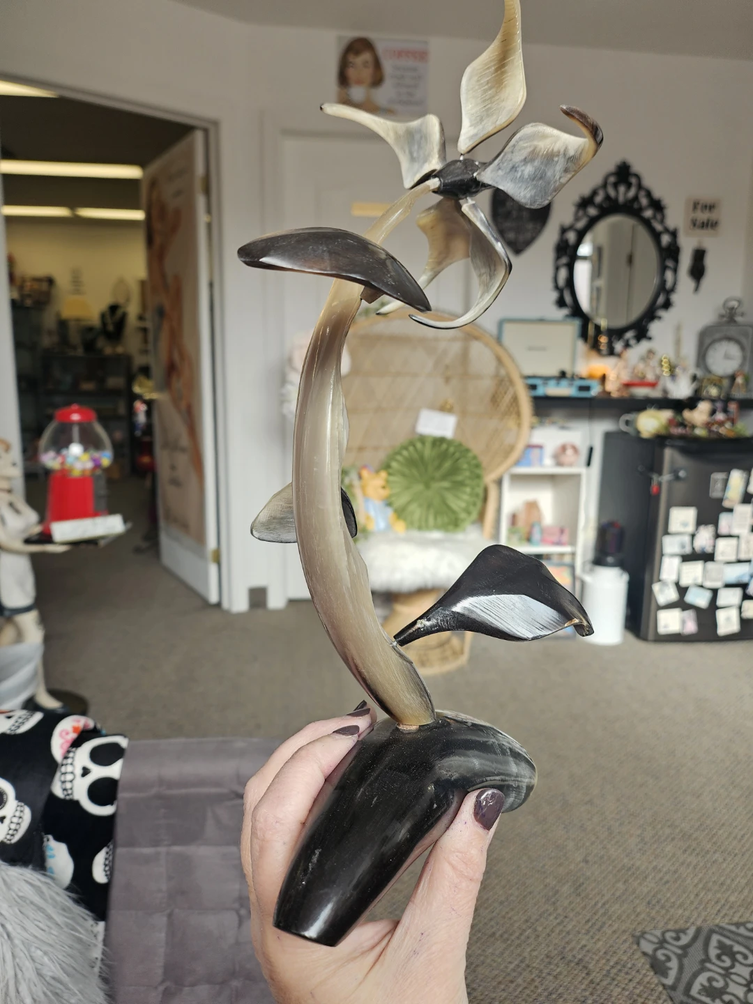2 vintage Carved Horn Flower Sculpture - photo 5