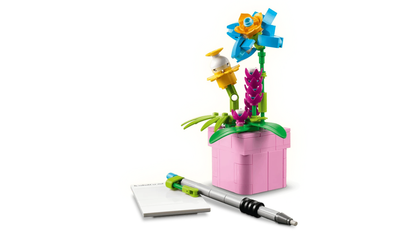 LEGO Creator 3-in-1 Typewriter with Flowers Building Set (31169) - photo 4