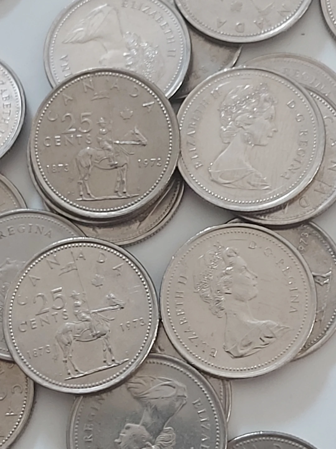 1973 Canadian 25 Cent Coins - photo 4