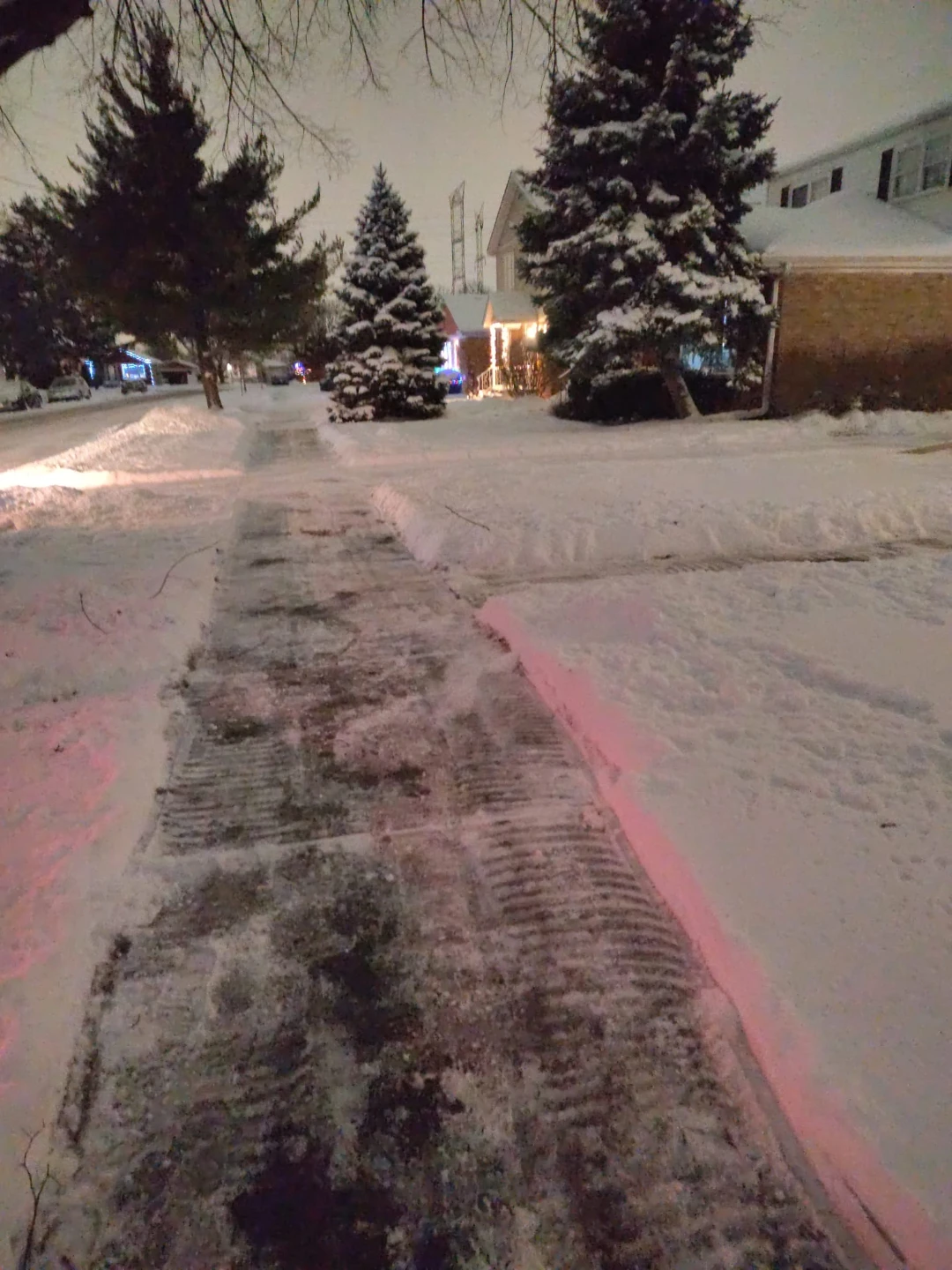 We clear the snow from your house - photo 4