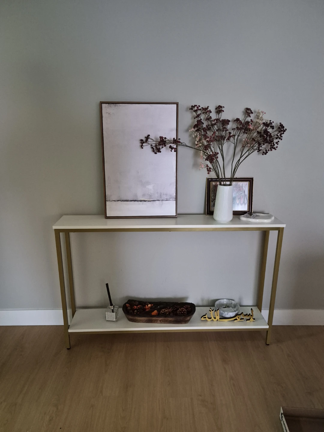 White and Gold Console Table - photo 2