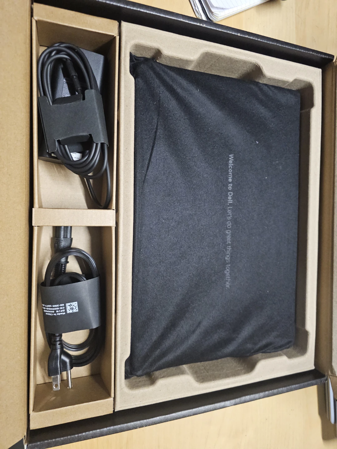 Dell Latitude 5440 Laptop - photo 2