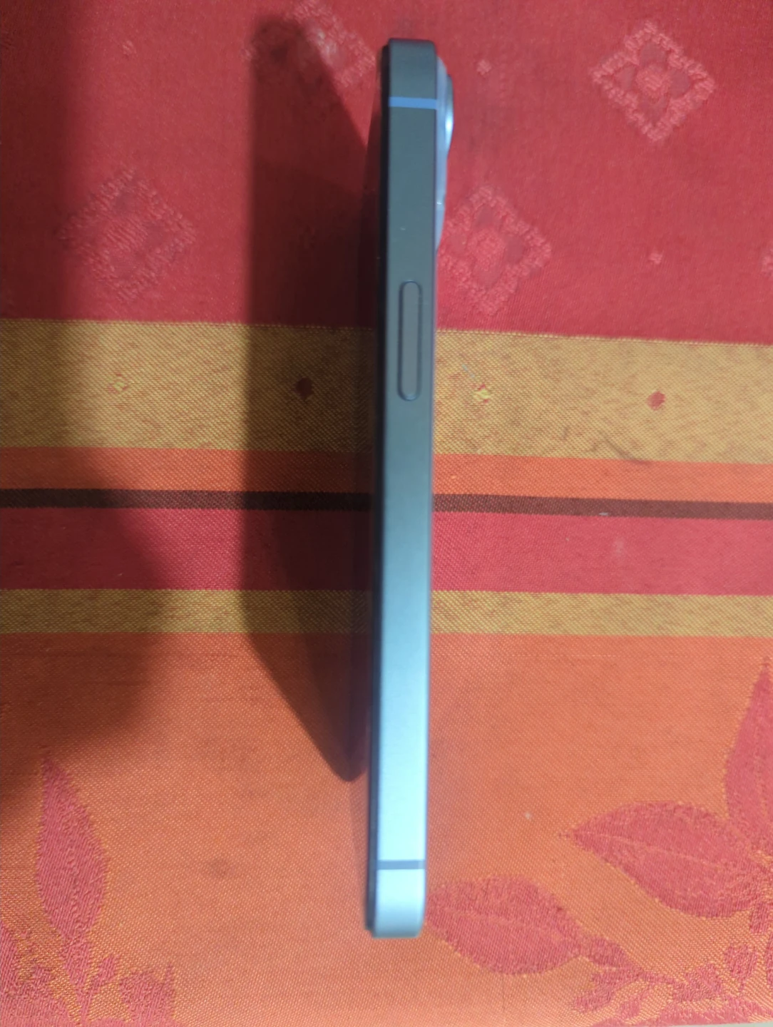 I phone 14 - photo 2
