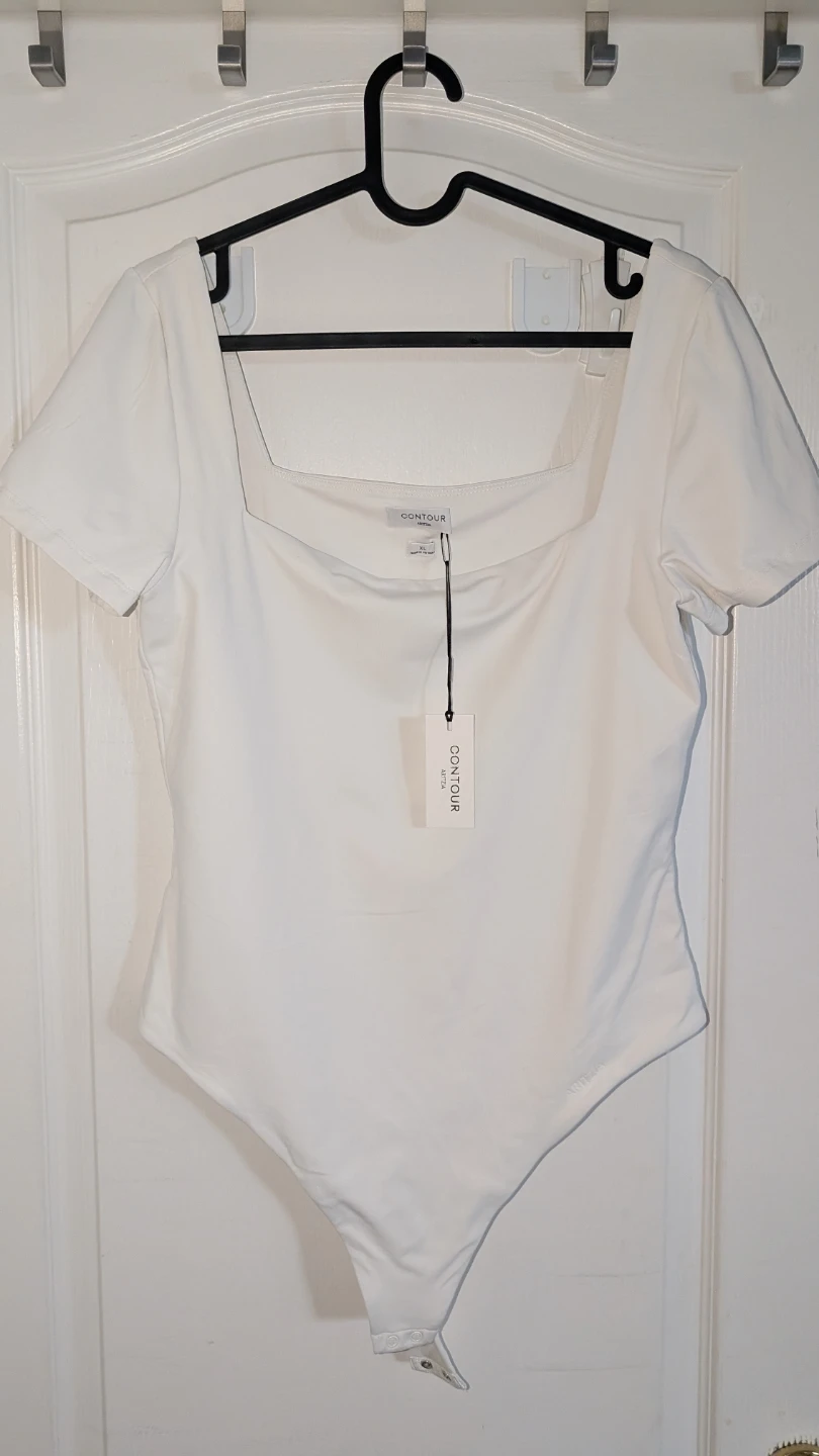 Aritzia Contour Square Neck Bodysuit - XL - New