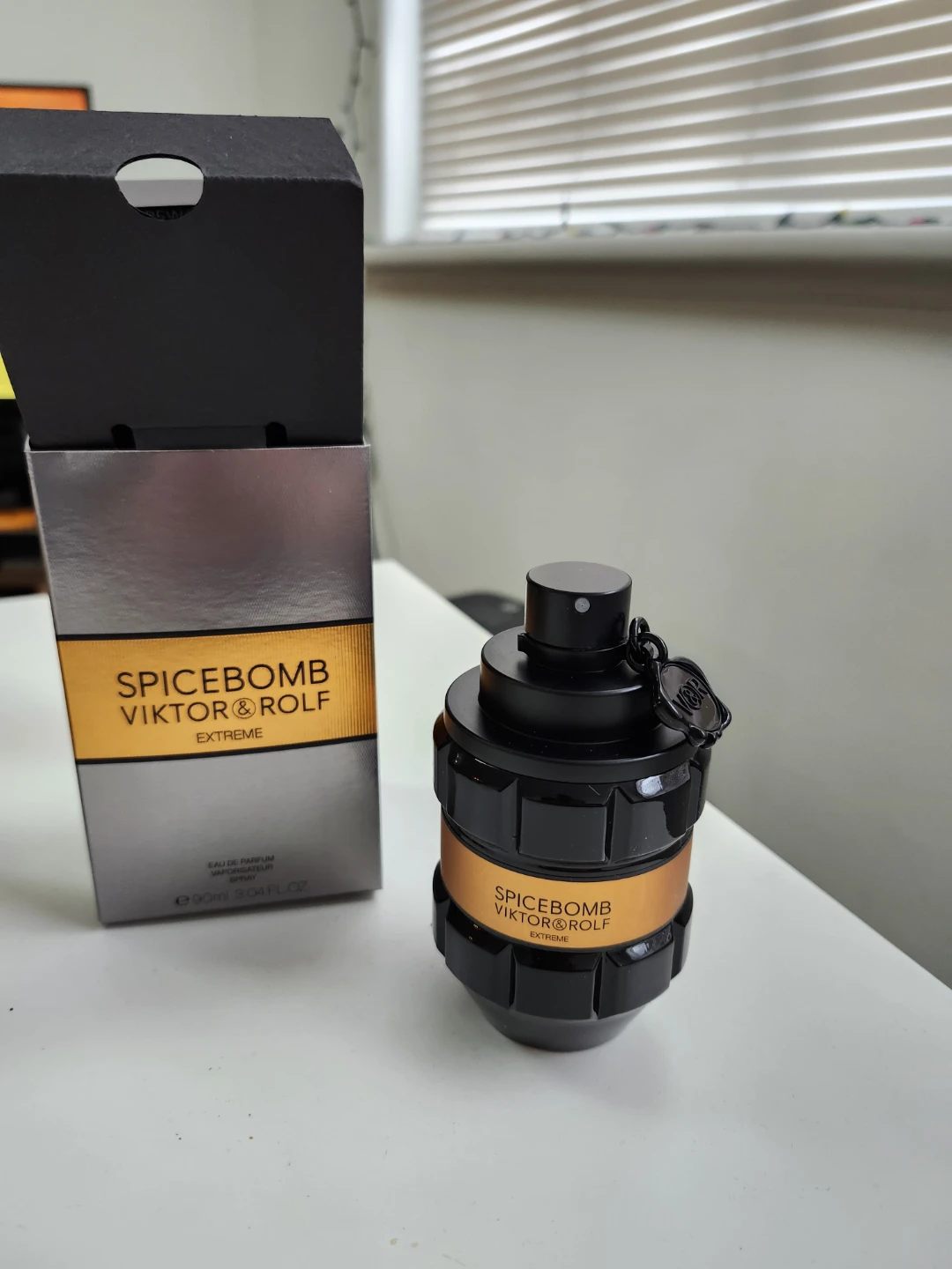 Viktor & Rolf Spicebomb Extreme Perfume - photo 2