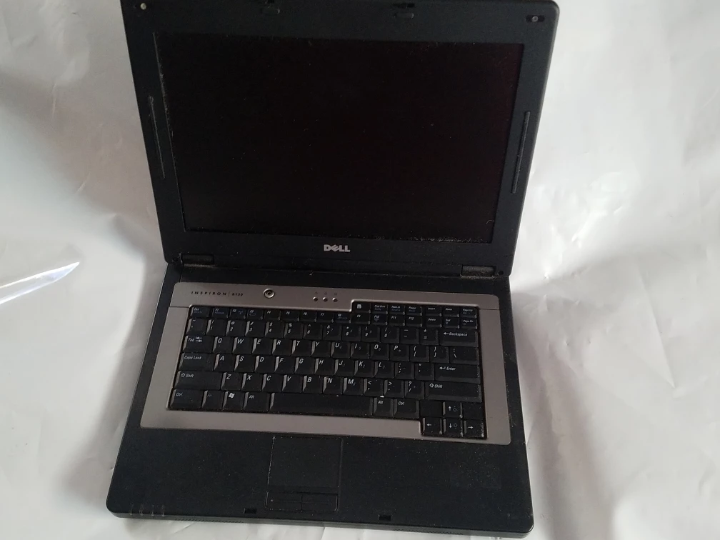Dell Inspiron 9100 Laptop - photo 2